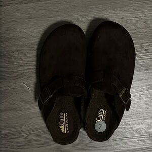 Cliffs by WHITE MOUNTAIN Brown Mules